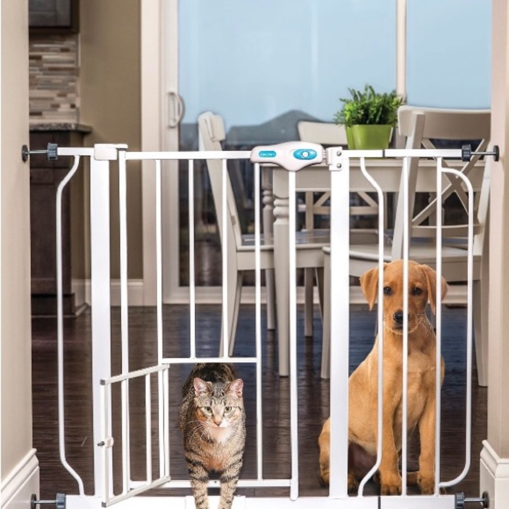 Brand new dog gate